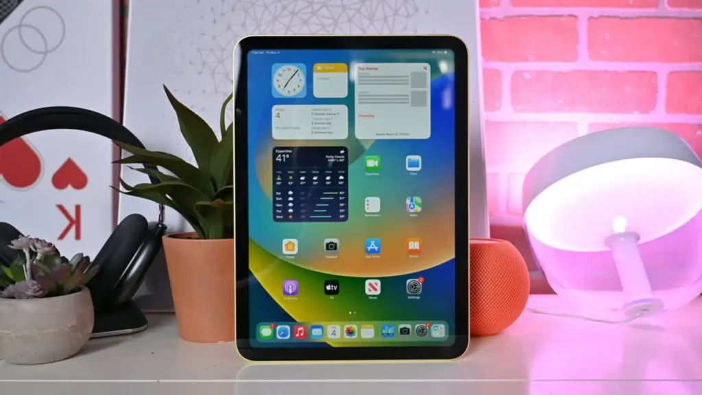 Apple Spring 2025: AirTag Refresh, iPad 11, M4 MacBook Air, iPhone SE 4, and More Rumored Releases - iPad 11 Apple Spring 2025: AirTag Refresh, iPad 11, M4 MacBook Air, iPhone SE 4, and More Rumored Releases - iPad 11